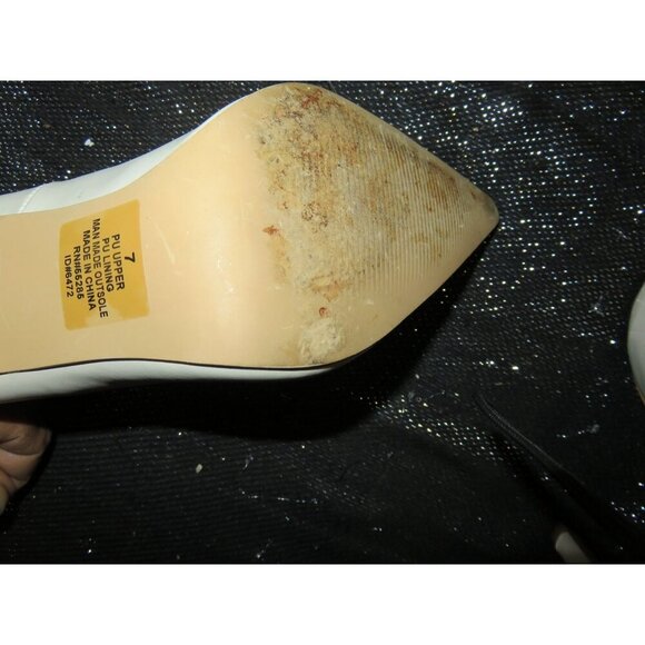 Express Cream Patent Leather Removable Chain Embellished Closure pumps size 7 - Picture 11 of 15